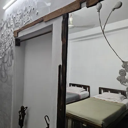 Idha Artists' Gallery - Stay With Art Kochi Exterior photo