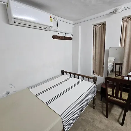 Idha Artists' Gallery - Stay With Art Kochi Exterior photo