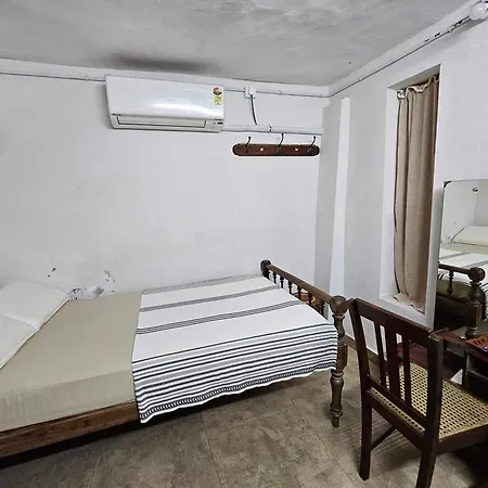 Idha Artists' Gallery - Stay With Art Kochi Exterior photo